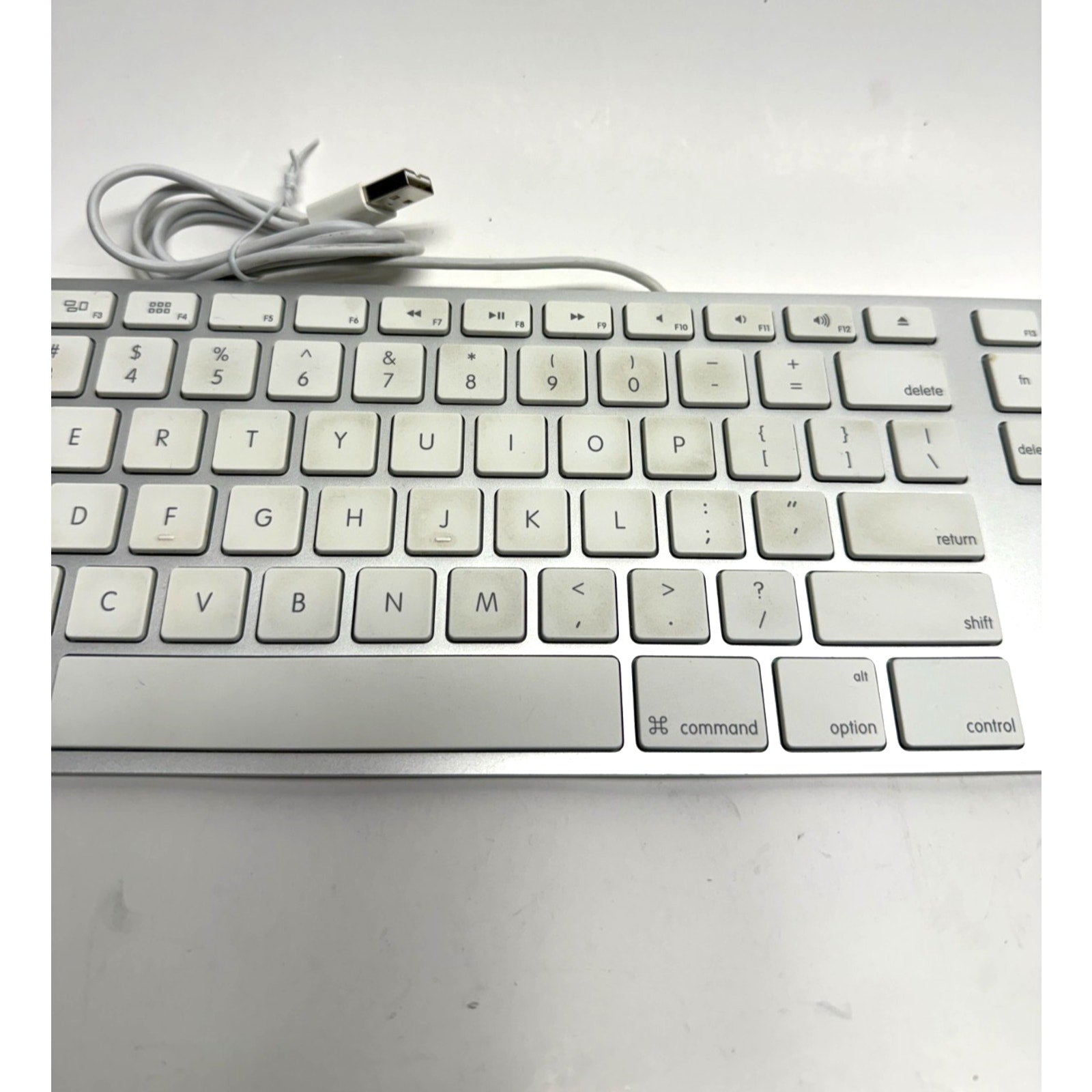 VTG Genuine Apple A1243 Wired USB Keyboard w/Keypad for iMac, Mac Mini, Mac Pro