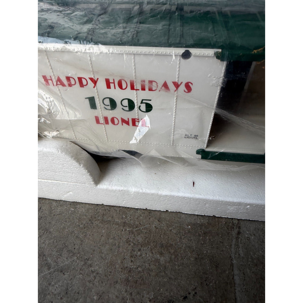 VINTAGE NOS LIONEL 8-87013 CHRISTMAS 1995 BOX CAR