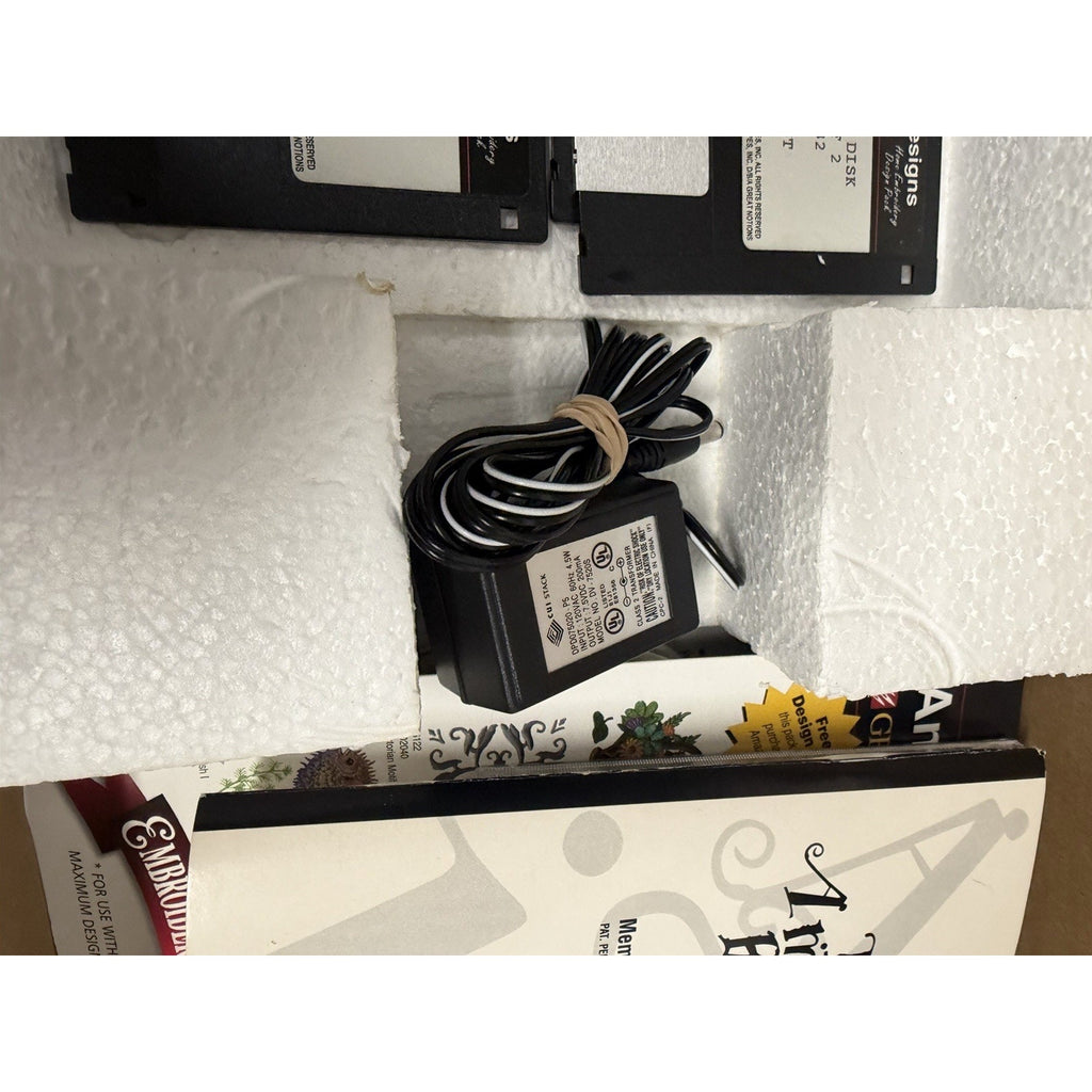 VINTAGE THE AMAZING BOX Designs Embroidery Conversion Box Memory Card Reader